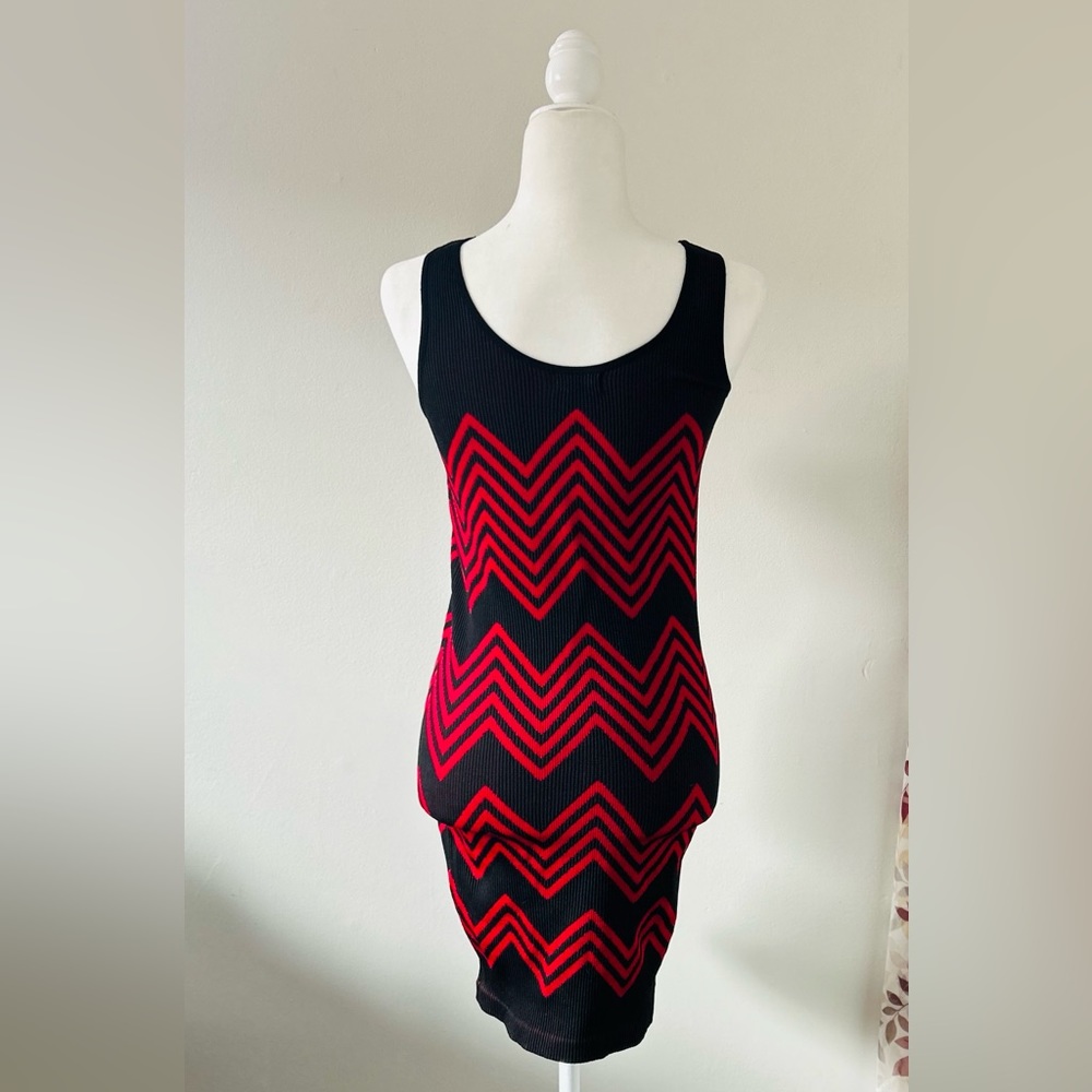Red and Black Stretchy Sleeveless Dress